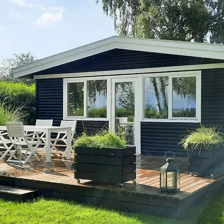 Hyggeligt Med Unik Fjordudsigt I Kulhuse Ferienhaus
